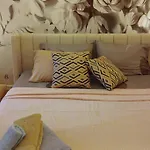 Achrafieh Luxurious Apt, 5 Min To Beirut Museum