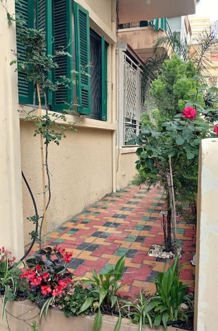 Apartment Achrafieh Luxurious Apt, 5 Min To Museum Beirut